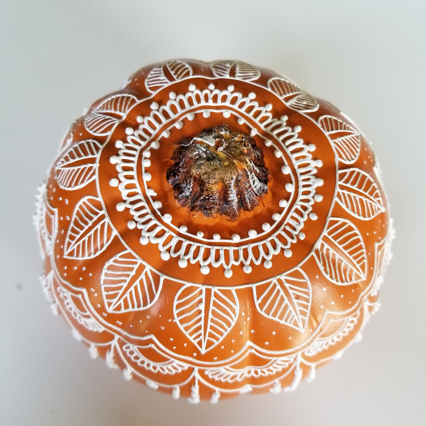 Henna Pumpkin - Orange - Leaf