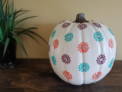 Henna Pumpkin - Bindi - White