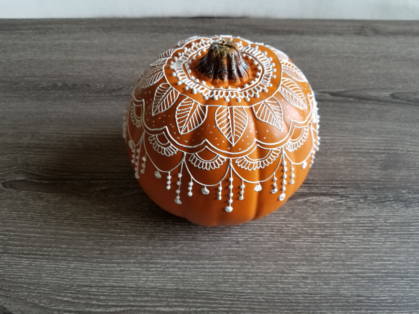 Henna Pumpkin - Orange - Leaf