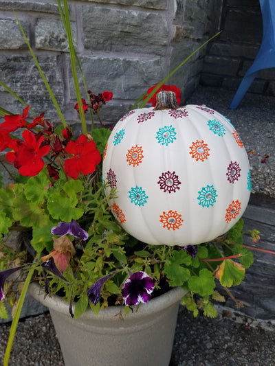 Henna Pumpkin - Bindi - White