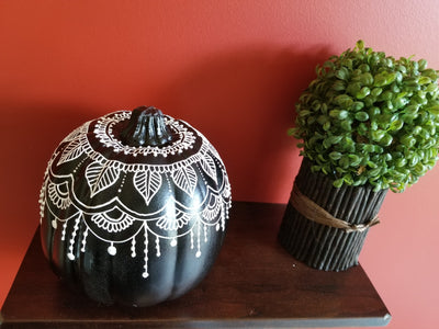 Henna Pumpkin - Black - Leaf